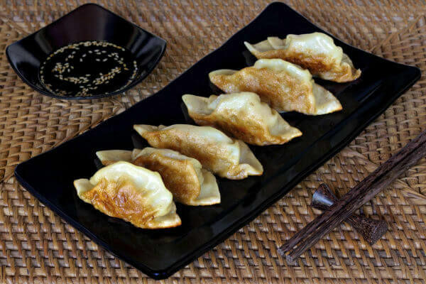 A4. Gyoza (6Pcs)